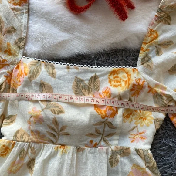 KIVARI BLAKE MINI DRESS FLORAL - Picture 8 of 11